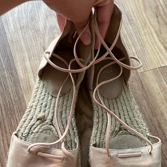 Eileen Fisher Leather Lace-Up Espadrille
Sandal Toffee Cream Size 10 - Picture 6 of 11